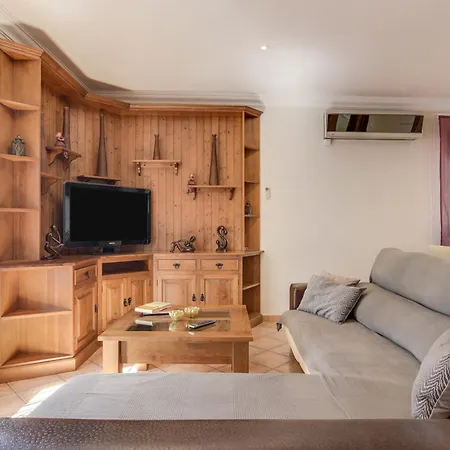 Casa Ainhoa Apartment *